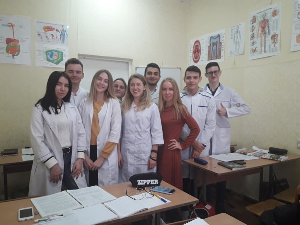 Виховний захід «At the Dentist»