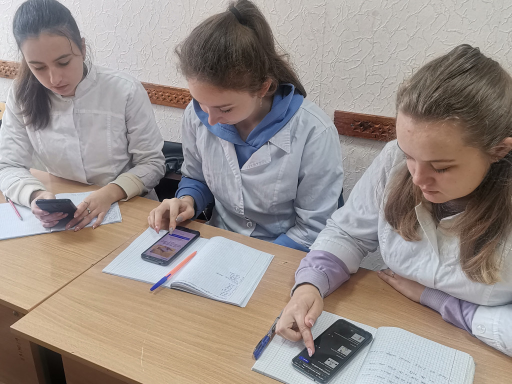 "Ефективне вивчення медичної термінології за допомогою Quizlet"