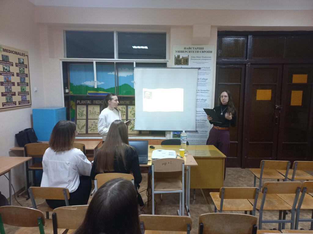 Про роботу СЕКЦІЇ ФІЛОЛОГІЇ І ГУМАНІТАРНИХ НАУК,  ПІДСЕКЦІЇ ІНОЗЕМНИХ ТА ЛАТИНСЬКОЇ МОВ