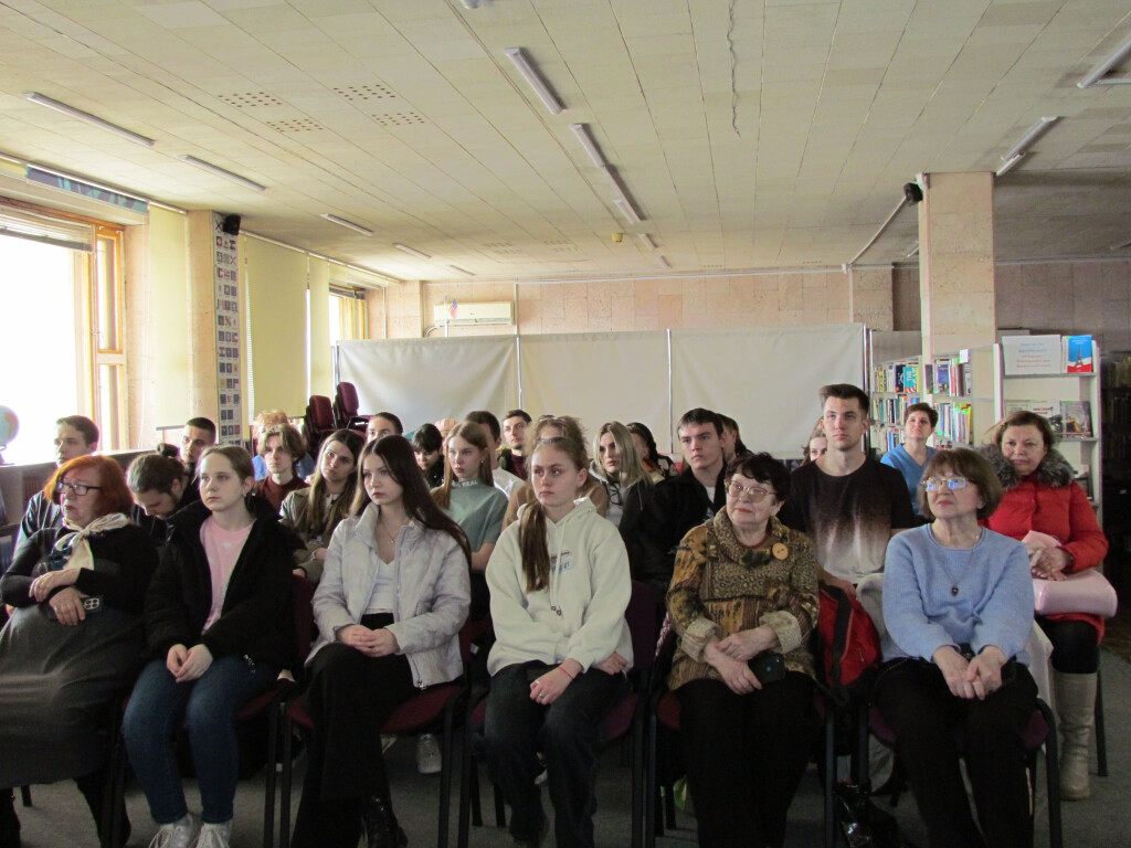 Інформаційно-виховний захід «Сторінка історії. Історія вулиці Дворянської»