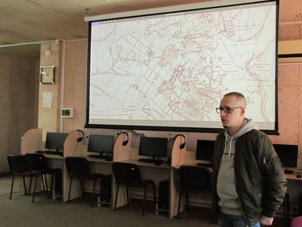 Інформаційно-виховний захід «Сторінка історії. Історія вулиці Дворянської»