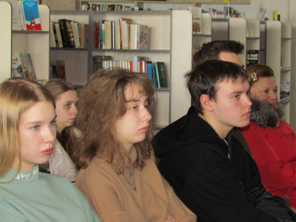 Інформаційно-виховний захід «Сторінка історії. Історія вулиці Дворянської»